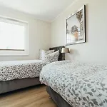 Ocean View Apartment *
