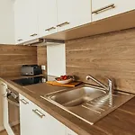 Ocean View Apartament *