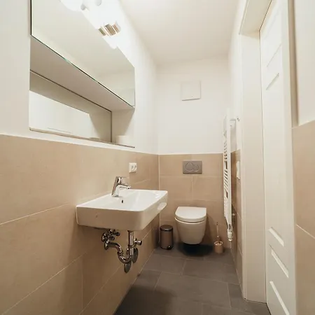 Ocean View Apartment *