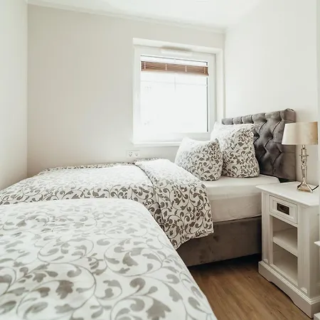 Ocean View Apartament *