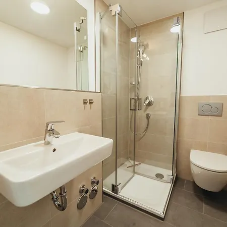 Ocean View Apartment *